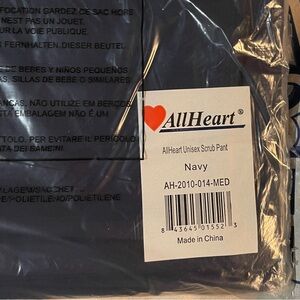 NWT in bag Navy unisex scrub set all heart brand